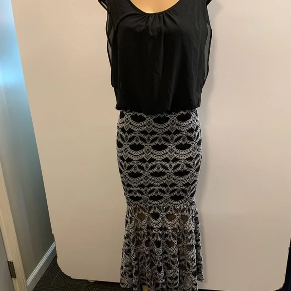 Women junior silver black high- low Bodycon mermaid maxi dress size (M) - Picture 8 of 11
